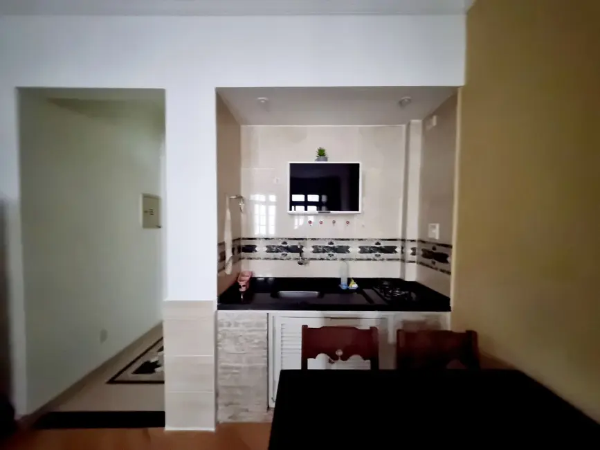 Foto 5 de Kitnet com 1 quarto para alugar, 35m2 em Guaruja - SP