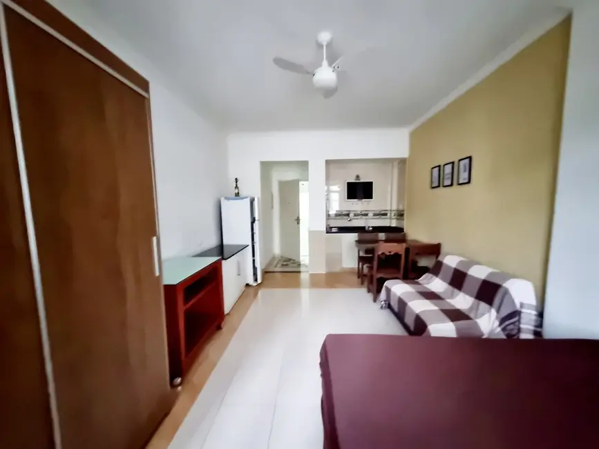 Foto 4 de Kitnet com 1 quarto para alugar, 35m2 em Guaruja - SP