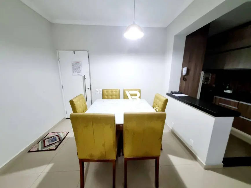 Foto 9 de Apartamento com 3 quartos para alugar, 117m2 em Guaruja - SP