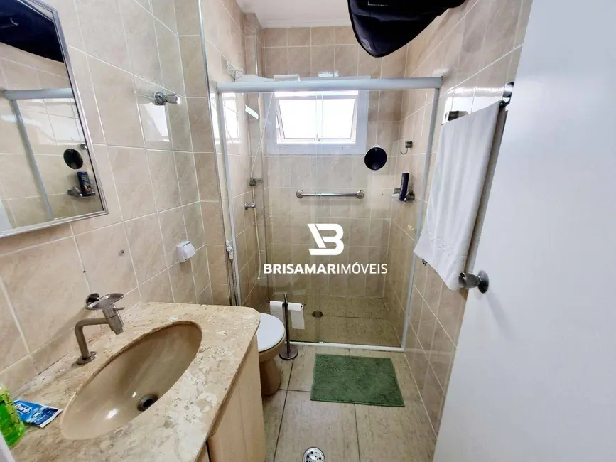Apartamento com 1 quarto à venda, 61m2 em Barra Funda, Guaruja - SP - imagem 8 Foto 8 de Apartamento com 1 quarto à venda, 61m2 em Barra Funda, Guaruja - SP