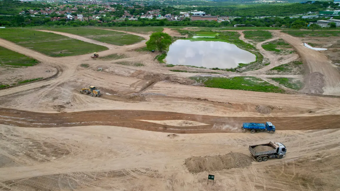 Foto 4 de Terreno / Lote à venda, 200m2 em Agamenom Magalhães, Caruaru - PE
