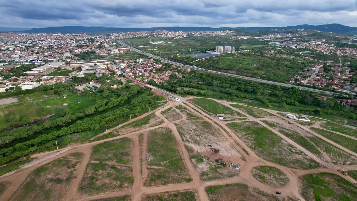 Foto 2 de Terreno / Lote à venda, 200m2 em Agamenom Magalhães, Caruaru - PE