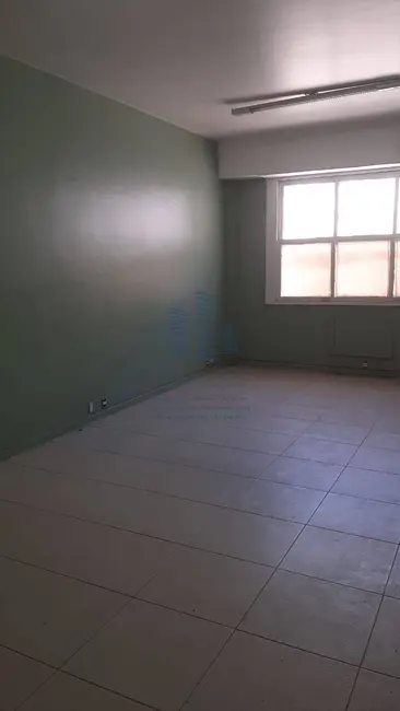 Sala Comercial à venda, 35m2 em Centro, Rio De Janeiro - RJ - imagem 5 Foto 5 de Sala Comercial à venda, 35m2 em Centro, Rio De Janeiro - RJ