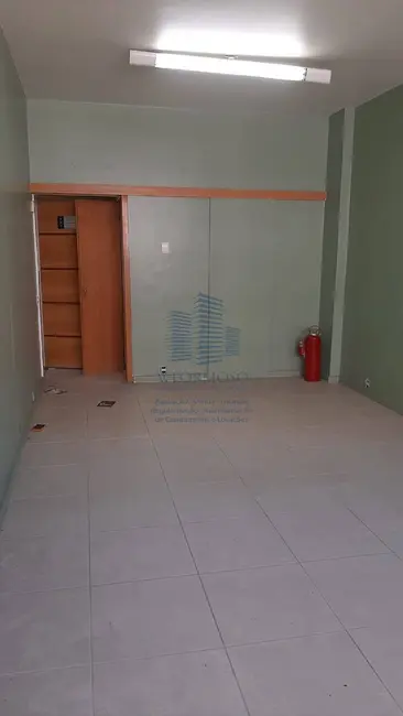 Sala Comercial à venda, 35m2 em Centro, Rio De Janeiro - RJ - imagem 6 Foto 6 de Sala Comercial à venda, 35m2 em Centro, Rio De Janeiro - RJ