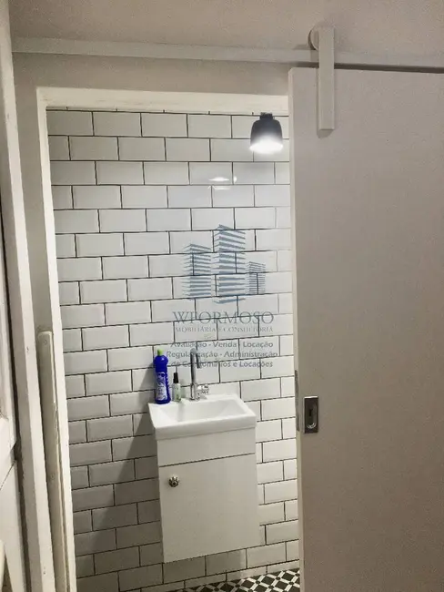 Sala Comercial para alugar, 83m2 em Centro, Rio De Janeiro - RJ - imagem 4 Foto 4 de Sala Comercial para alugar, 83m2 em Centro, Rio De Janeiro - RJ