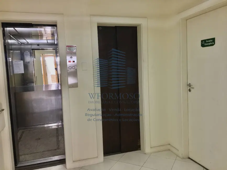 Sala Comercial à venda, 171m2 em Centro, Rio De Janeiro - RJ - imagem 5 Foto 5 de Sala Comercial à venda, 171m2 em Centro, Rio De Janeiro - RJ