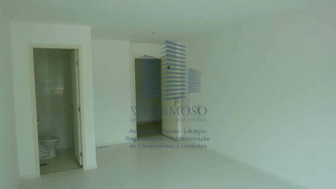 Sala Comercial à venda, 29m2 em Centro, Niteroi - RJ - imagem 3 Foto 3 de Sala Comercial à venda, 29m2 em Centro, Niteroi - RJ