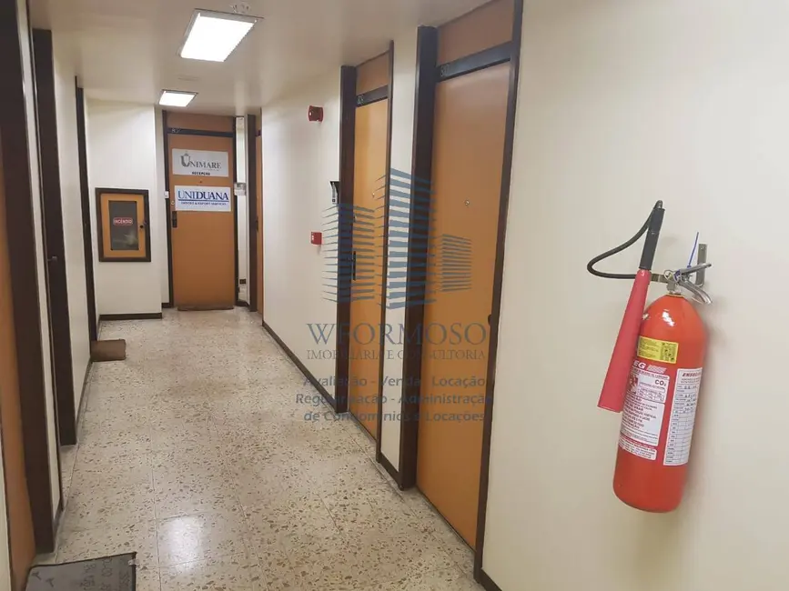 Sala Comercial à venda e para alugar, 32m2 em Centro, Rio De Janeiro - RJ - imagem 8 Foto 8 de Sala Comercial à venda e para alugar, 32m2 em Centro, Rio De Janeiro - RJ