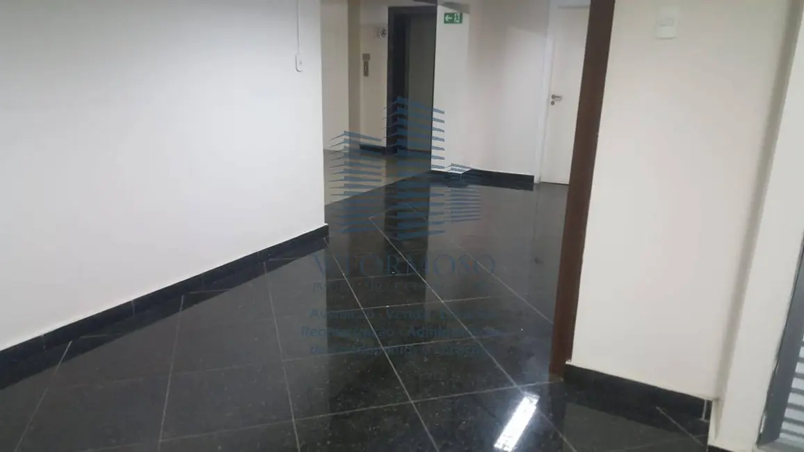 Sala Comercial à venda e para alugar, 970m2 em Centro, Rio De Janeiro - RJ - imagem 9 Foto 9 de Sala Comercial à venda e para alugar, 970m2 em Centro, Rio De Janeiro - RJ