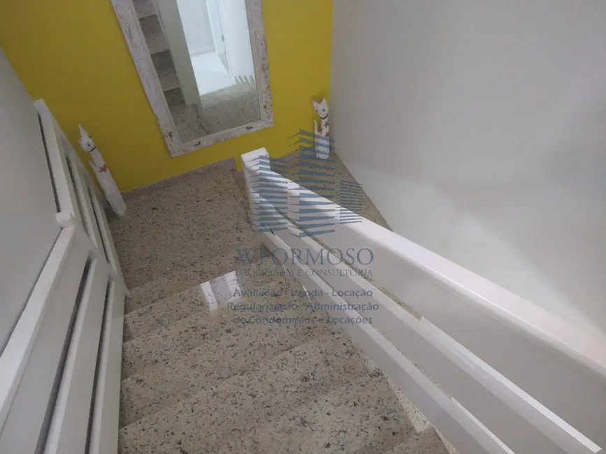 Casa com 5 quartos à venda, 560m2 em Rio De Janeiro - RJ - imagem 7 Foto 7 de Casa com 5 quartos à venda, 560m2 em Rio De Janeiro - RJ