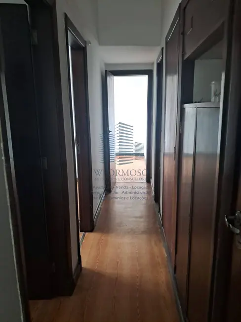 Apartamento com 3 quartos à venda, 70m2 em Tijuca, Rio De Janeiro - RJ - imagem 5 Foto 5 de Apartamento com 3 quartos à venda, 70m2 em Tijuca, Rio De Janeiro - RJ