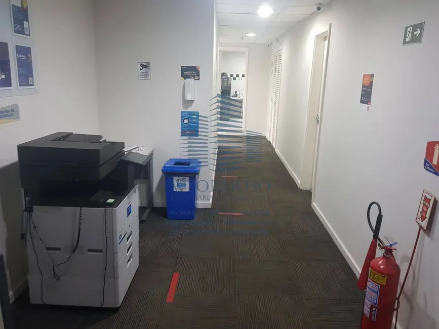 Sala Comercial à venda, 480m2 em Centro, Rio De Janeiro - RJ - imagem 4 Foto 4 de Sala Comercial à venda, 480m2 em Centro, Rio De Janeiro - RJ