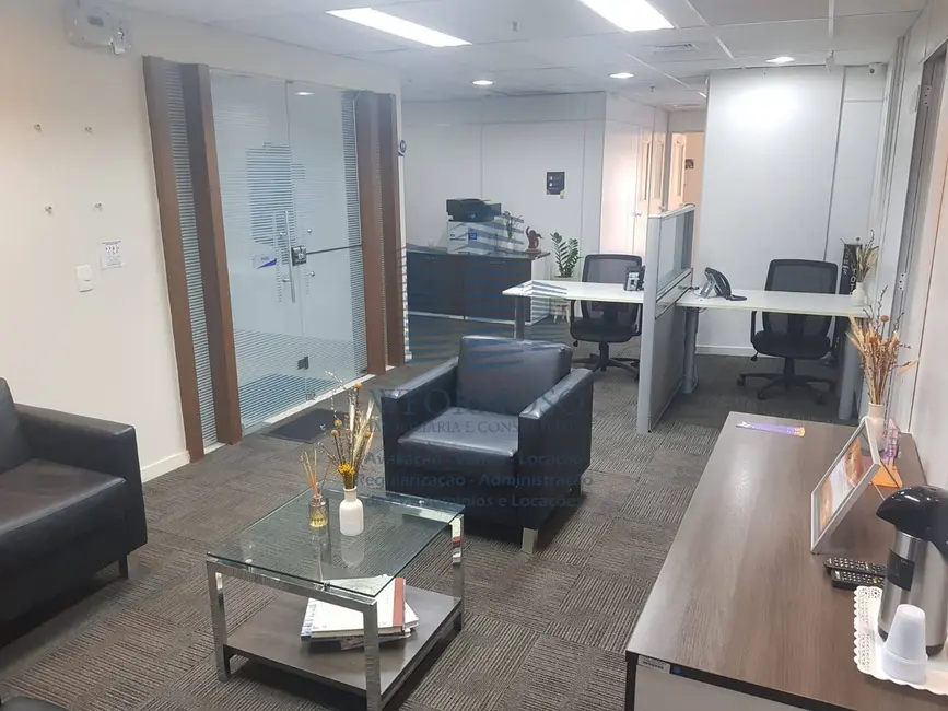 Sala Comercial à venda e para alugar, 480m2 em Centro, Rio De Janeiro - RJ - imagem 8 Foto 8 de Sala Comercial à venda e para alugar, 480m2 em Centro, Rio De Janeiro - RJ