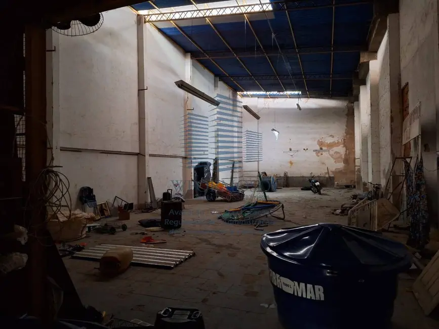 Foto 2 de Sala Comercial à venda, 900m2 em Estácio, Rio De Janeiro - RJ