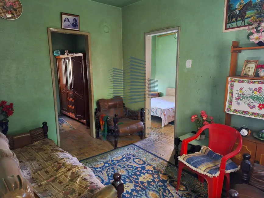 Foto 1 de Casa com 2 quartos à venda, 50m2 em Caju, Rio De Janeiro - RJ