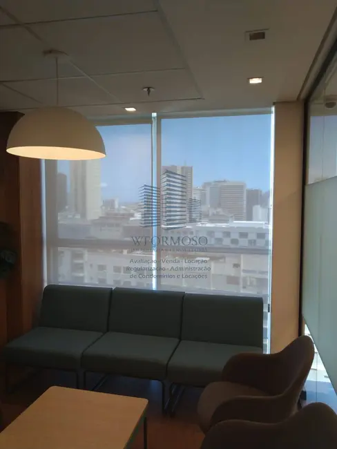 Sala Comercial à venda e para alugar, 197m2 em Centro, Rio De Janeiro - RJ - imagem 4 Foto 4 de Sala Comercial à venda e para alugar, 197m2 em Centro, Rio De Janeiro - RJ
