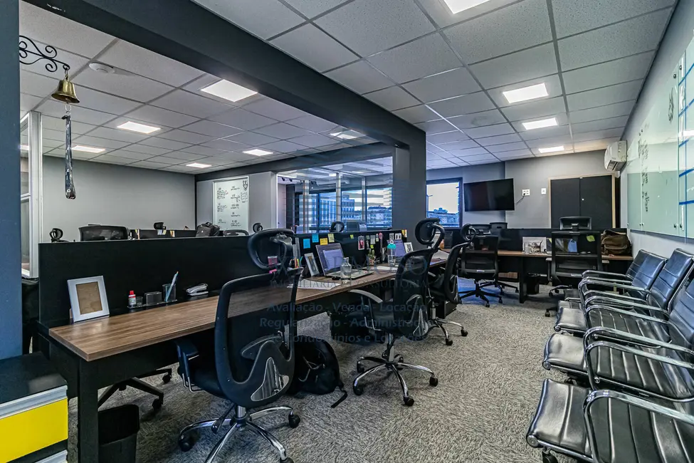 Sala Comercial à venda, 105m2 em Barra da Tijuca, Rio De Janeiro - RJ - imagem 1 Foto 1 de Sala Comercial à venda, 105m2 em Barra da Tijuca, Rio De Janeiro - RJ