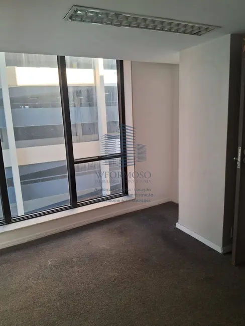 Sala Comercial à venda, 107m2 em Centro, Rio De Janeiro - RJ - imagem 9 Foto 9 de Sala Comercial à venda, 107m2 em Centro, Rio De Janeiro - RJ