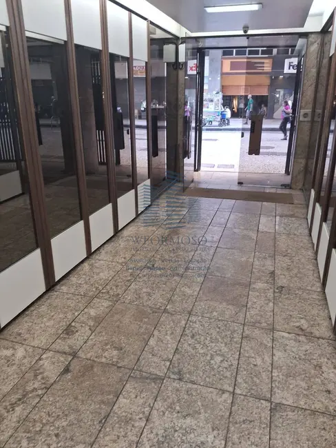 Sala Comercial à venda, 107m2 em Centro, Rio De Janeiro - RJ - imagem 3 Foto 3 de Sala Comercial à venda, 107m2 em Centro, Rio De Janeiro - RJ