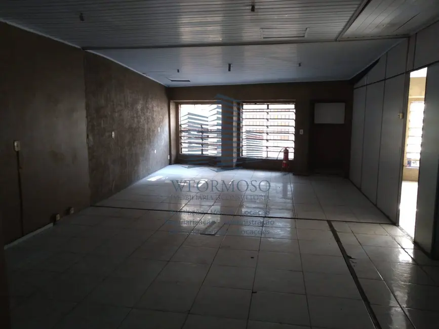 Sala Comercial para alugar, 118m2 em Centro, Rio De Janeiro - RJ - imagem 4 Foto 4 de Sala Comercial para alugar, 118m2 em Centro, Rio De Janeiro - RJ