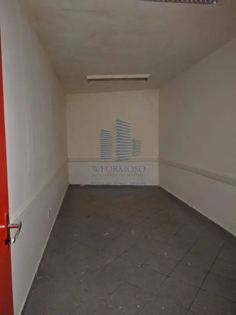 Sala Comercial à venda e para alugar, 384m2 em Cascadura, Rio De Janeiro - RJ - imagem 4 Foto 4 de Sala Comercial à venda e para alugar, 384m2 em Cascadura, Rio De Janeiro - RJ