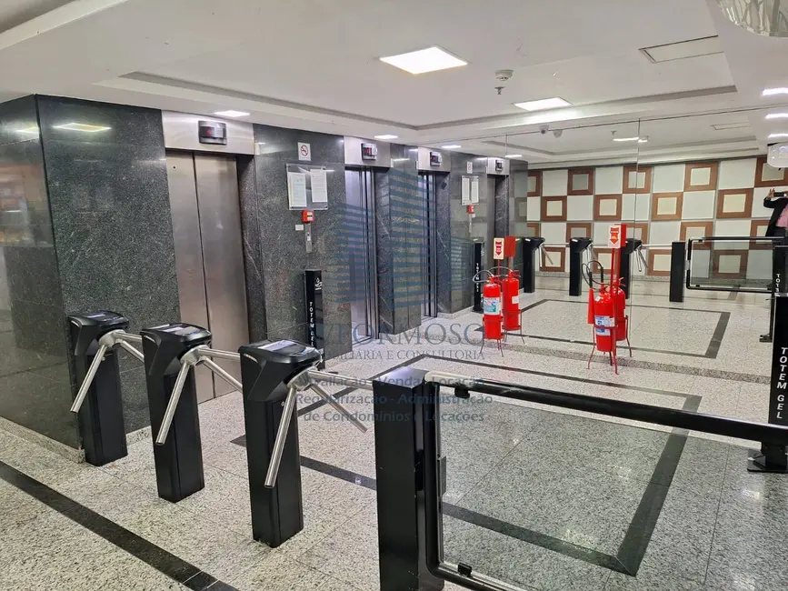 Sala Comercial à venda e para alugar, 480m2 em Centro, Rio De Janeiro - RJ - imagem 4 Foto 4 de Sala Comercial à venda e para alugar, 480m2 em Centro, Rio De Janeiro - RJ