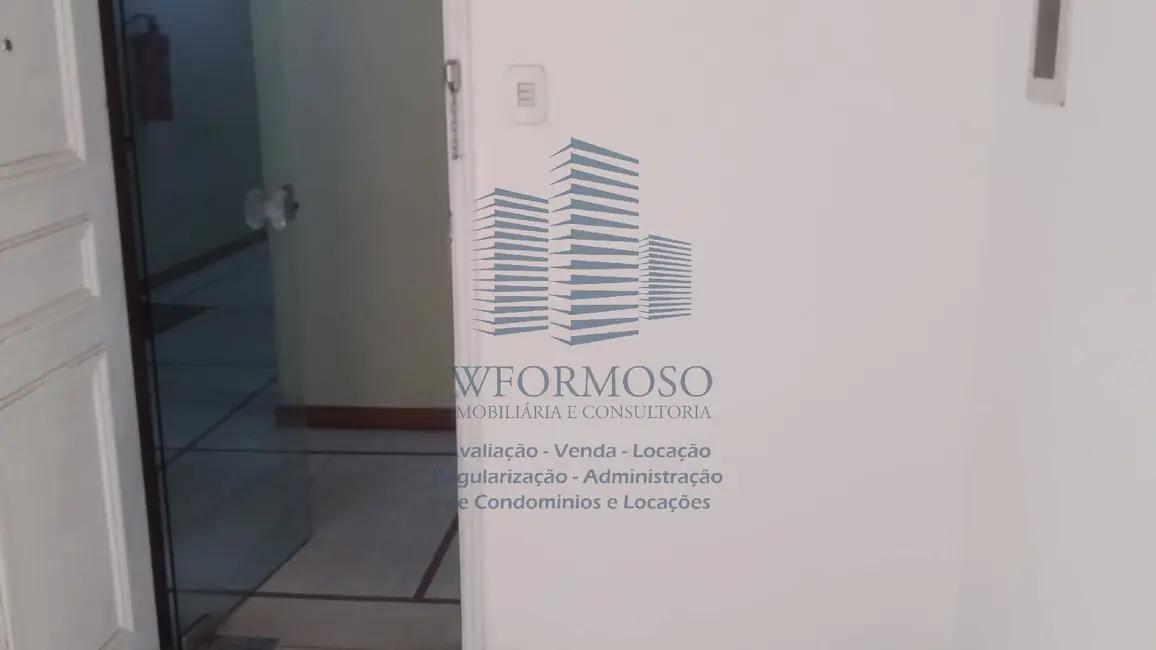 Sala Comercial à venda e para alugar, 40m2 em Centro, Rio De Janeiro - RJ - imagem 5 Foto 5 de Sala Comercial à venda e para alugar, 40m2 em Centro, Rio De Janeiro - RJ
