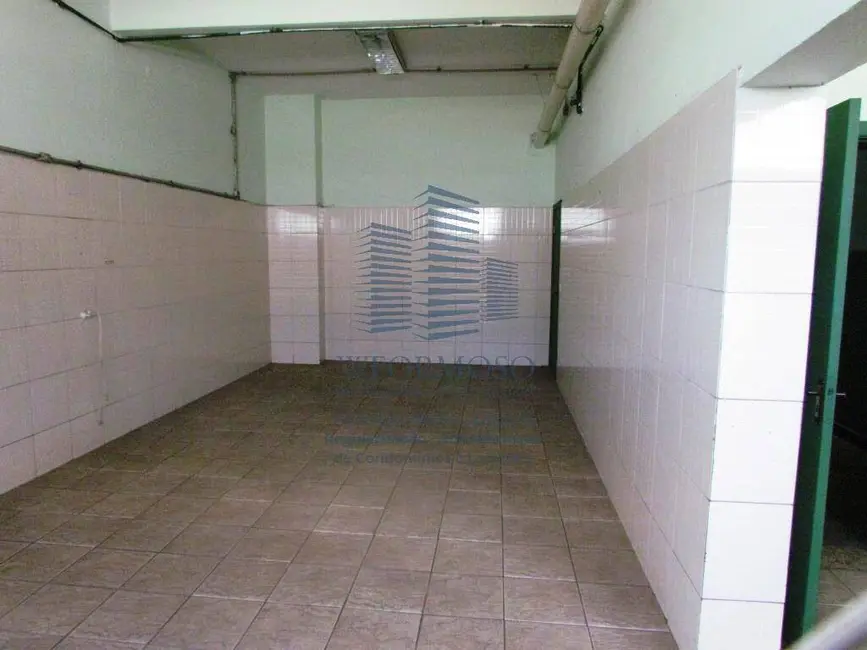Armazém / Galpão à venda e para alugar, 4000m2 em São Cristóvão, Rio De Janeiro - RJ - imagem 6 Foto 6 de Armazém / Galpão à venda e para alugar, 4000m2 em São Cristóvão, Rio De Janeiro - RJ