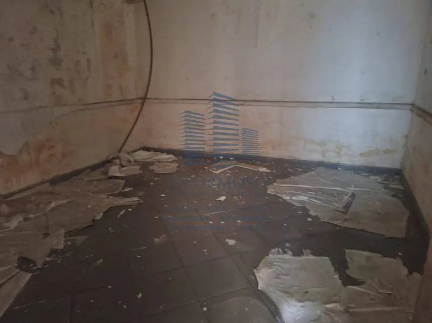 Sala Comercial à venda e para alugar, 300m2 em Patronato, Sao Goncalo - RJ - imagem 4 Foto 4 de Sala Comercial à venda e para alugar, 300m2 em Patronato, Sao Goncalo - RJ