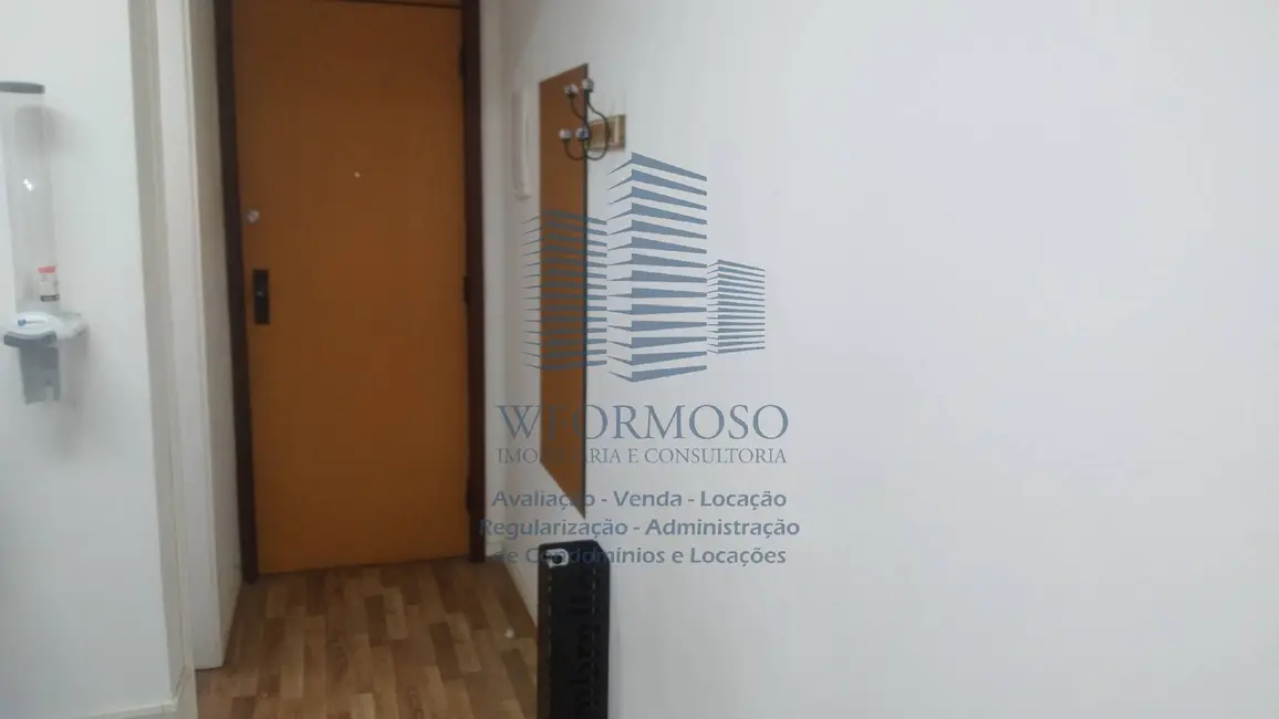 Sala Comercial para alugar, 138m2 em Centro, Rio De Janeiro - RJ - imagem 8 Foto 8 de Sala Comercial para alugar, 138m2 em Centro, Rio De Janeiro - RJ