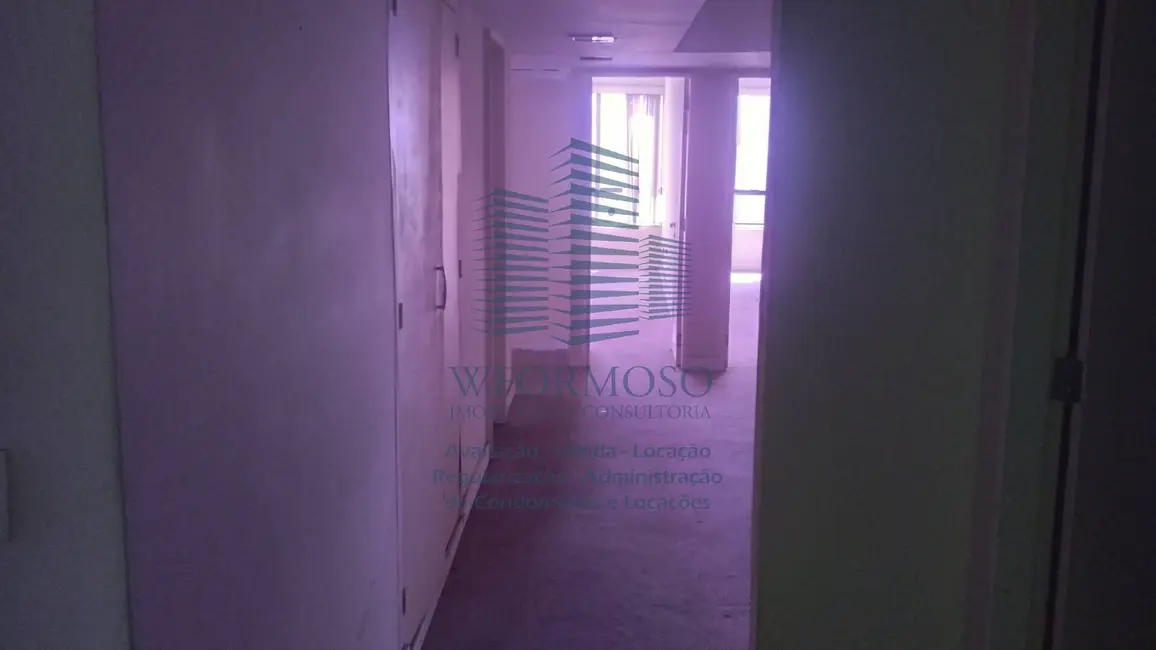 Sala Comercial para alugar, 300m2 em Centro, Rio De Janeiro - RJ - imagem 5 Foto 5 de Sala Comercial para alugar, 300m2 em Centro, Rio De Janeiro - RJ