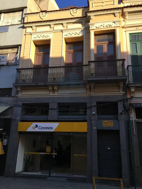 Loja para alugar, 210m2 em Centro, Rio De Janeiro - RJ - imagem 9 Foto 9 de Loja para alugar, 210m2 em Centro, Rio De Janeiro - RJ