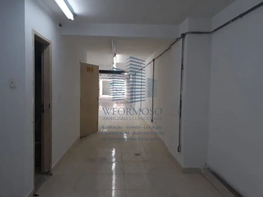 Loja para alugar, 210m2 em Centro, Rio De Janeiro - RJ - imagem 3 Foto 3 de Loja para alugar, 210m2 em Centro, Rio De Janeiro - RJ
