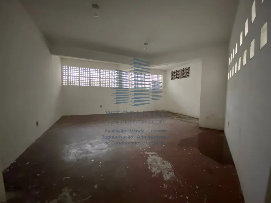 Sala Comercial à venda e para alugar, 1717m2 em Vigário Geral, Rio De Janeiro - RJ - imagem 9 Foto 9 de Sala Comercial à venda e para alugar, 1717m2 em Vigário Geral, Rio De Janeiro - RJ