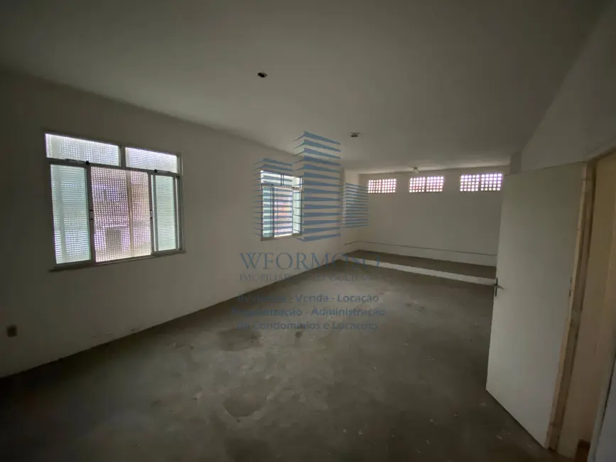 Sala Comercial à venda e para alugar, 1717m2 em Vigário Geral, Rio De Janeiro - RJ - imagem 8 Foto 8 de Sala Comercial à venda e para alugar, 1717m2 em Vigário Geral, Rio De Janeiro - RJ