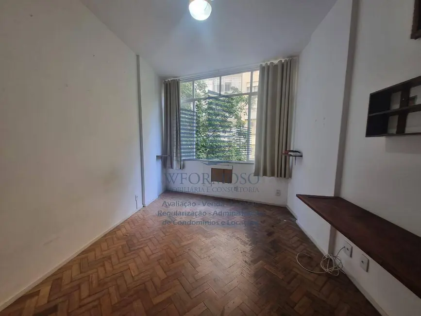 Apartamento com 1 quarto à venda, 36m2 em Copacabana, Rio De Janeiro - RJ - imagem 1 Foto 1 de Apartamento com 1 quarto à venda, 36m2 em Copacabana, Rio De Janeiro - RJ
