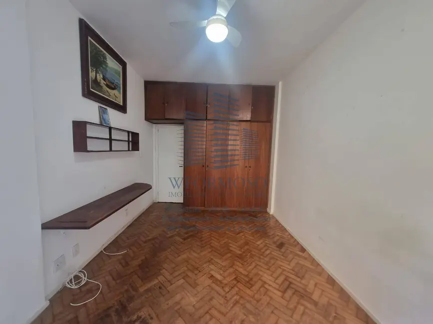 Apartamento com 1 quarto à venda, 36m2 em Copacabana, Rio De Janeiro - RJ - imagem 3 Foto 3 de Apartamento com 1 quarto à venda, 36m2 em Copacabana, Rio De Janeiro - RJ
