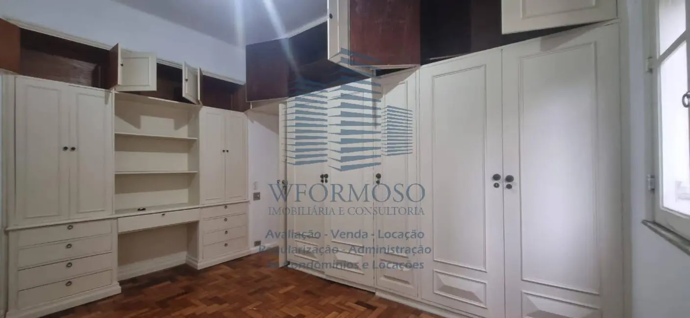 Apartamento com 3 quartos à venda, 118m2 em Copacabana, Rio De Janeiro - RJ - imagem 3 Foto 3 de Apartamento com 3 quartos à venda, 118m2 em Copacabana, Rio De Janeiro - RJ