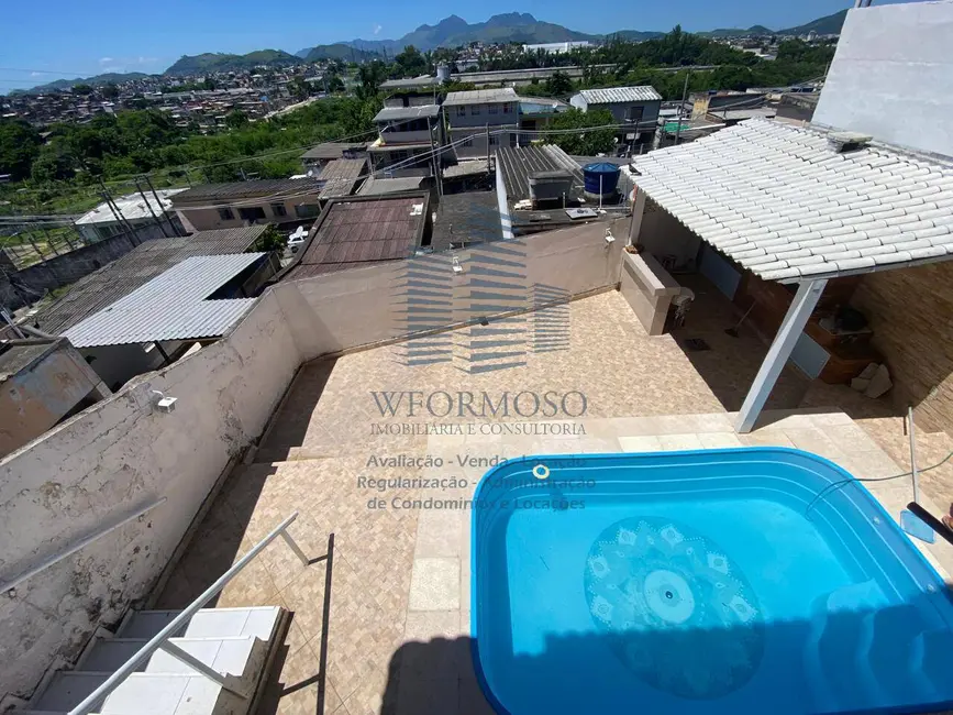 Foto 2 de Casa com 3 quartos à venda, 300m2 em Guadalupe, Rio De Janeiro - RJ