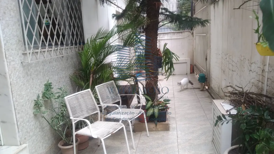Casa com 5 quartos à venda, 550m2 em Grajaú, Rio De Janeiro - RJ - imagem 2 Foto 2 de Casa com 5 quartos à venda, 550m2 em Grajaú, Rio De Janeiro - RJ