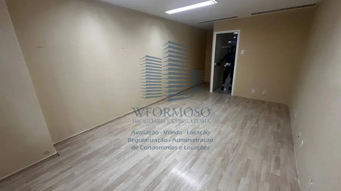Sala Comercial à venda, 60m2 em Centro, Rio De Janeiro - RJ - imagem 8 Foto 8 de Sala Comercial à venda, 60m2 em Centro, Rio De Janeiro - RJ