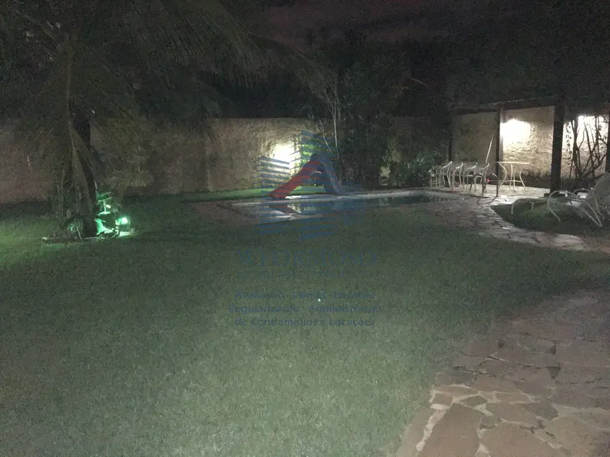 Casa com 3 quartos à venda e para alugar, 450m2 em Itaipu, Niteroi - RJ - imagem 8 Foto 8 de Casa com 3 quartos à venda e para alugar, 450m2 em Itaipu, Niteroi - RJ