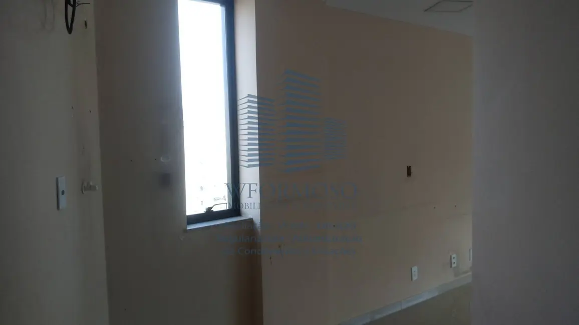 Sala Comercial à venda, 57m2 em São Cristóvão, Rio De Janeiro - RJ - imagem 4 Foto 4 de Sala Comercial à venda, 57m2 em São Cristóvão, Rio De Janeiro - RJ