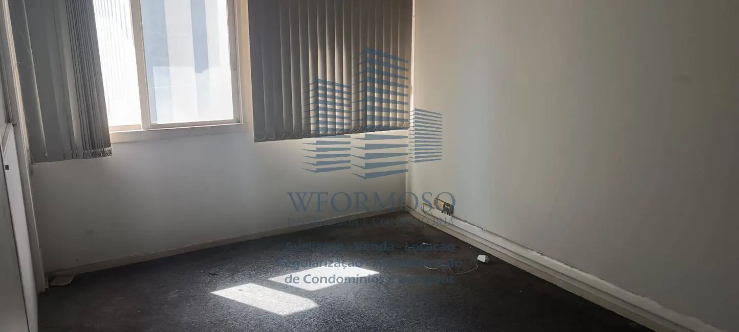 Sala Comercial à venda e para alugar, 152m2 em Centro, Rio De Janeiro - RJ - imagem 5 Foto 5 de Sala Comercial à venda e para alugar, 152m2 em Centro, Rio De Janeiro - RJ