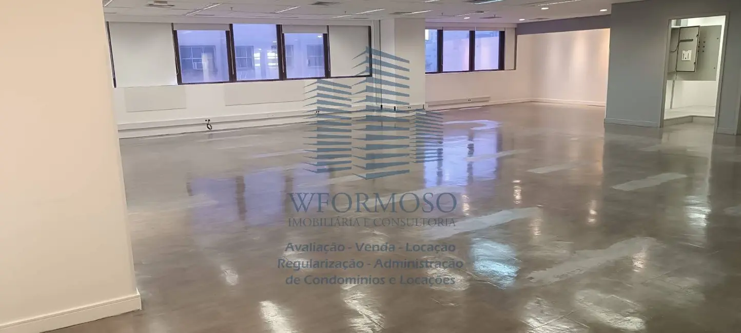 Sala Comercial para alugar, 667m2 em Centro, Rio De Janeiro - RJ - imagem 3 Foto 3 de Sala Comercial para alugar, 667m2 em Centro, Rio De Janeiro - RJ