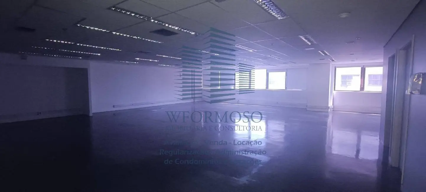 Sala Comercial para alugar, 667m2 em Centro, Rio De Janeiro - RJ - imagem 2 Foto 2 de Sala Comercial para alugar, 667m2 em Centro, Rio De Janeiro - RJ