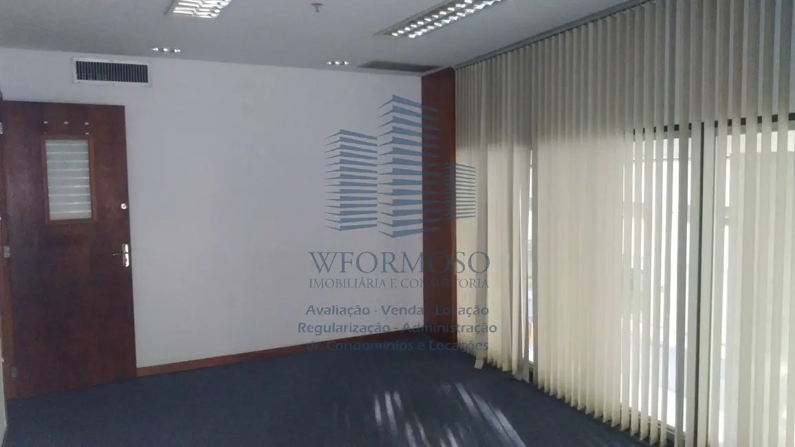 Sala Comercial para alugar, 270m2 em Centro, Rio De Janeiro - RJ - imagem 2 Foto 2 de Sala Comercial para alugar, 270m2 em Centro, Rio De Janeiro - RJ