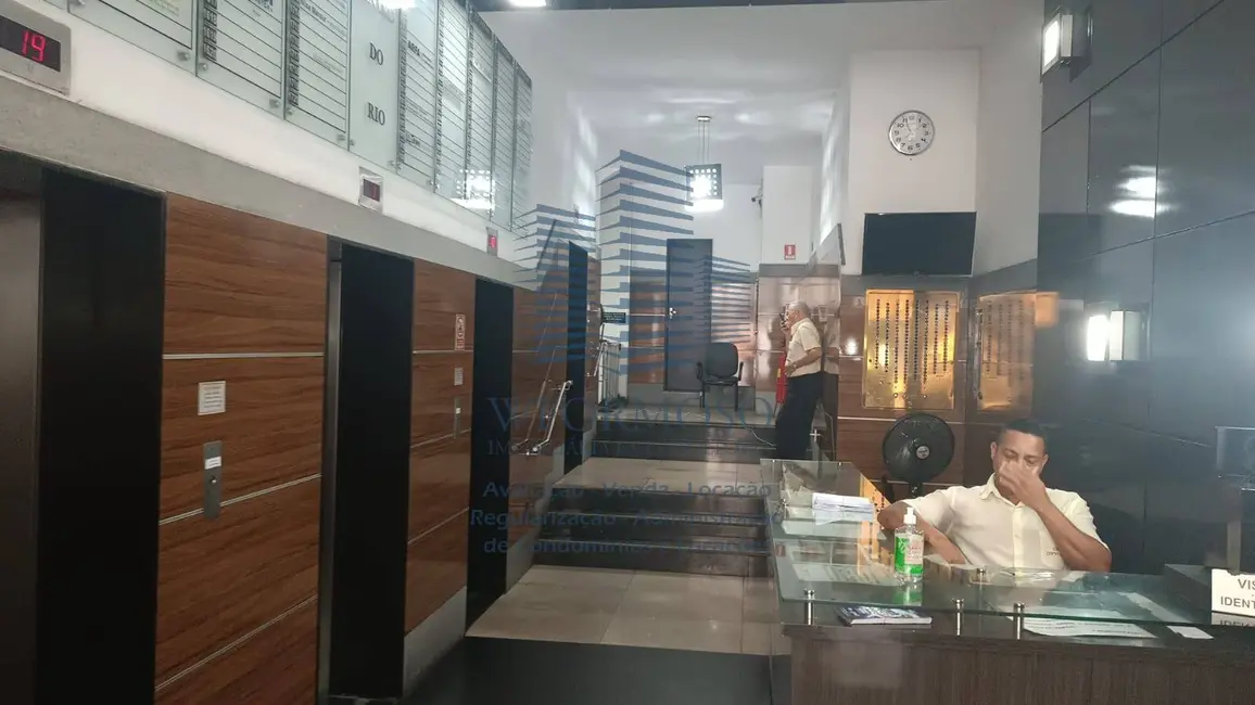 Sala Comercial à venda e para alugar, 30m2 em Centro, Rio De Janeiro - RJ - imagem 8 Foto 8 de Sala Comercial à venda e para alugar, 30m2 em Centro, Rio De Janeiro - RJ