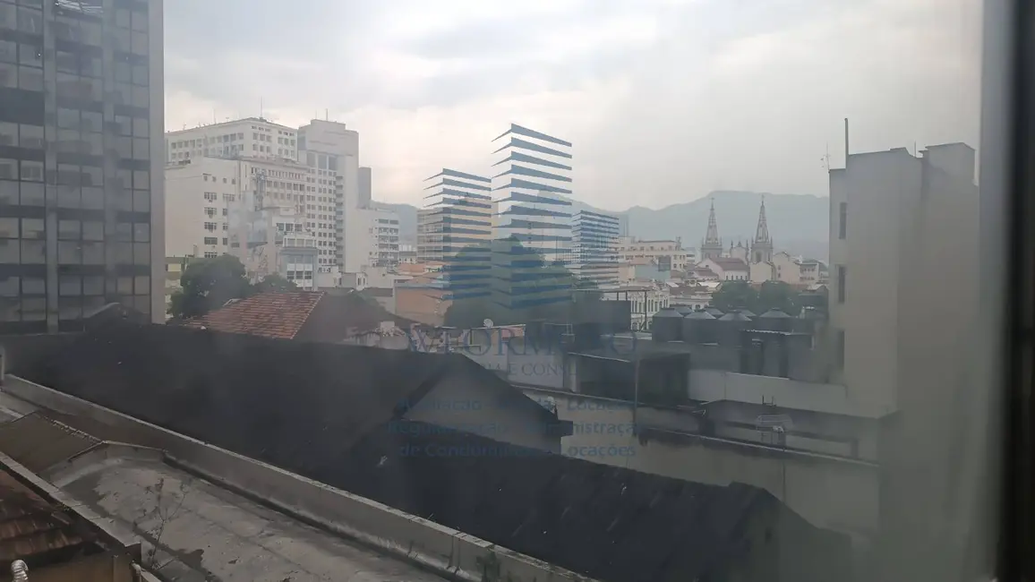 Sala Comercial à venda e para alugar, 35m2 em Centro, Rio De Janeiro - RJ - imagem 7 Foto 7 de Sala Comercial à venda e para alugar, 35m2 em Centro, Rio De Janeiro - RJ