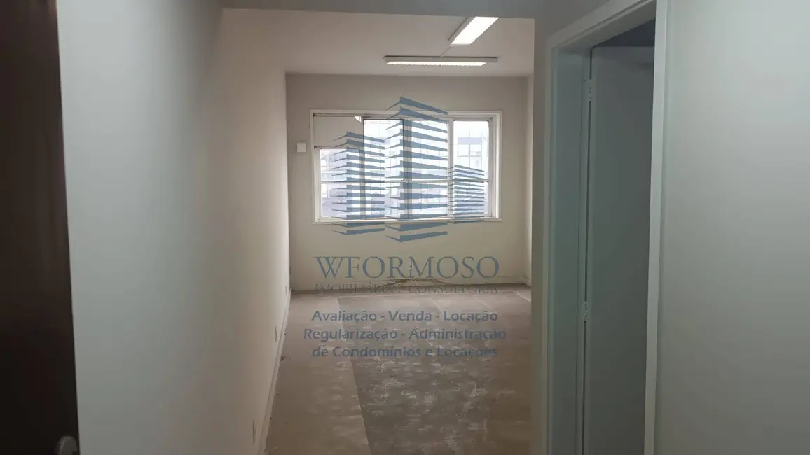 Sala Comercial à venda e para alugar, 35m2 em Centro, Rio De Janeiro - RJ - imagem 2 Foto 2 de Sala Comercial à venda e para alugar, 35m2 em Centro, Rio De Janeiro - RJ